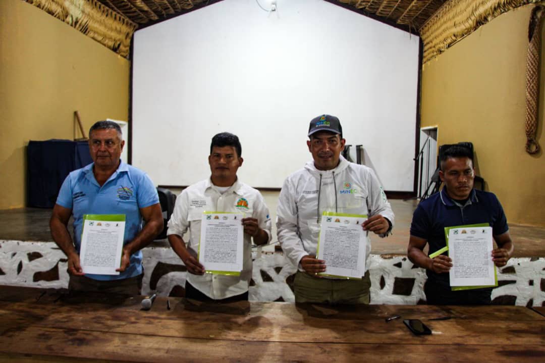 Firmado Adendum del Convenio de Cooperación con las comunidades indígenas Kanaimö y Sarinpatöy en Canaima